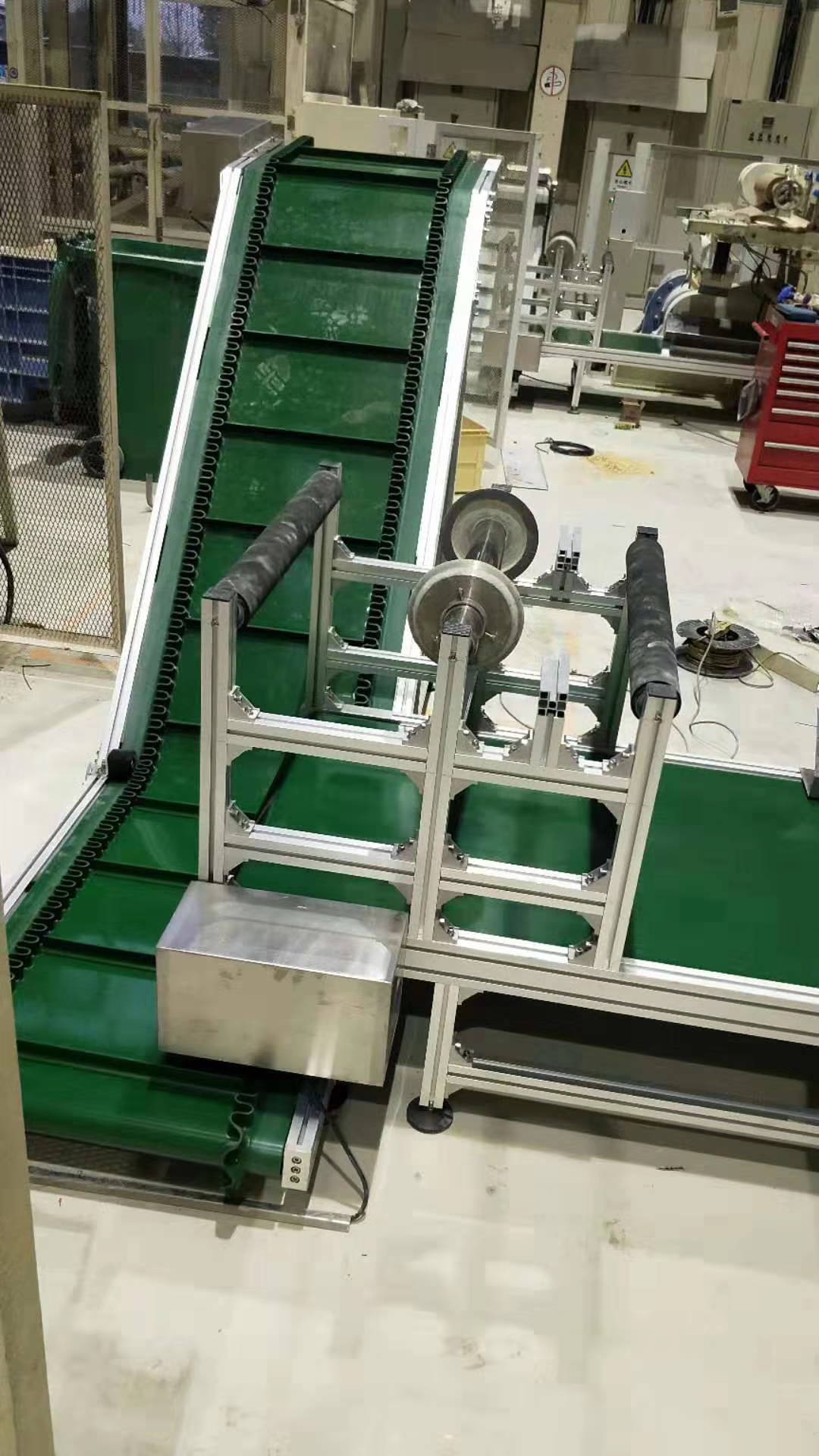 湖北帶式輸送機(jī).jpg